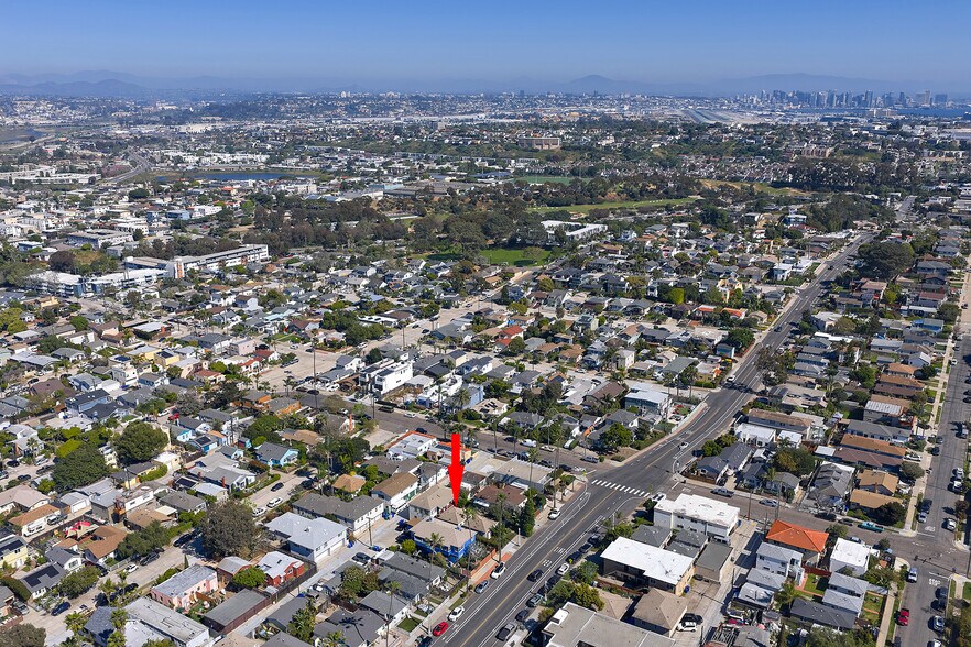 More Photos Of 4618 Voltaire St, San Diego Multifamily For Sale