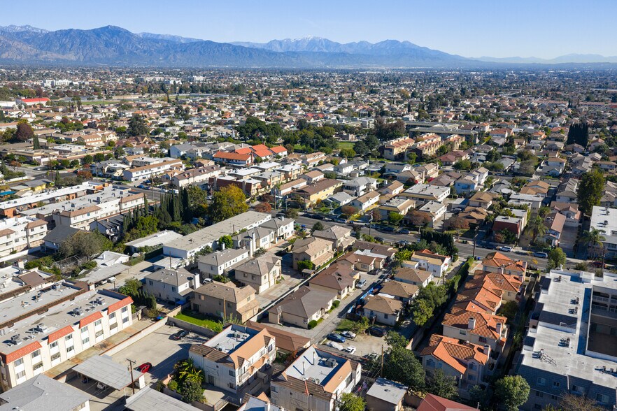 More Photos Of 215 N Alhambra Ave, Monterey Park Apartments For Sale