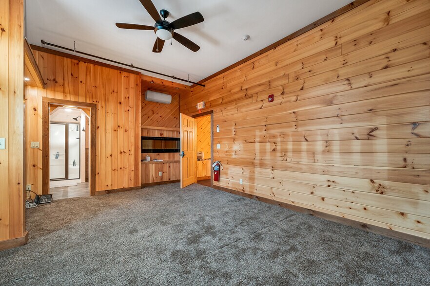 More Photos Of 149 State St, Groveton Freestanding For Sale