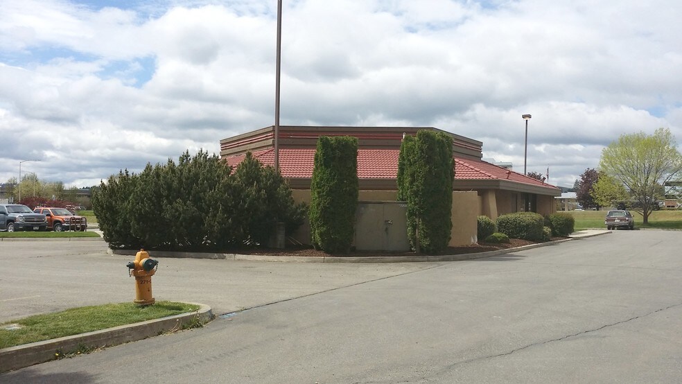 More Photos Of 217 W Ironwood Dr, Coeur d'Alene Unknown For Lease