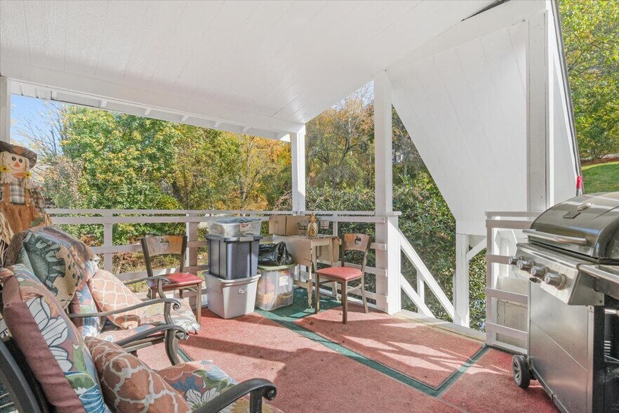 More Photos Of 931 N Division St, Peekskill Multifamily For Sale