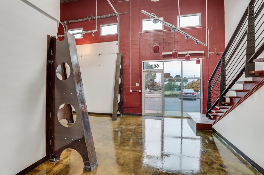 More Photos Of 6801-6845 Broadway, Denver Office For Lease