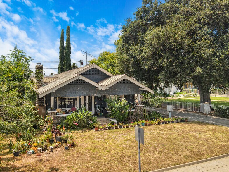 More Photos Of 59 S Sierra Madre Blvd, Pasadena Multifamily For Sale