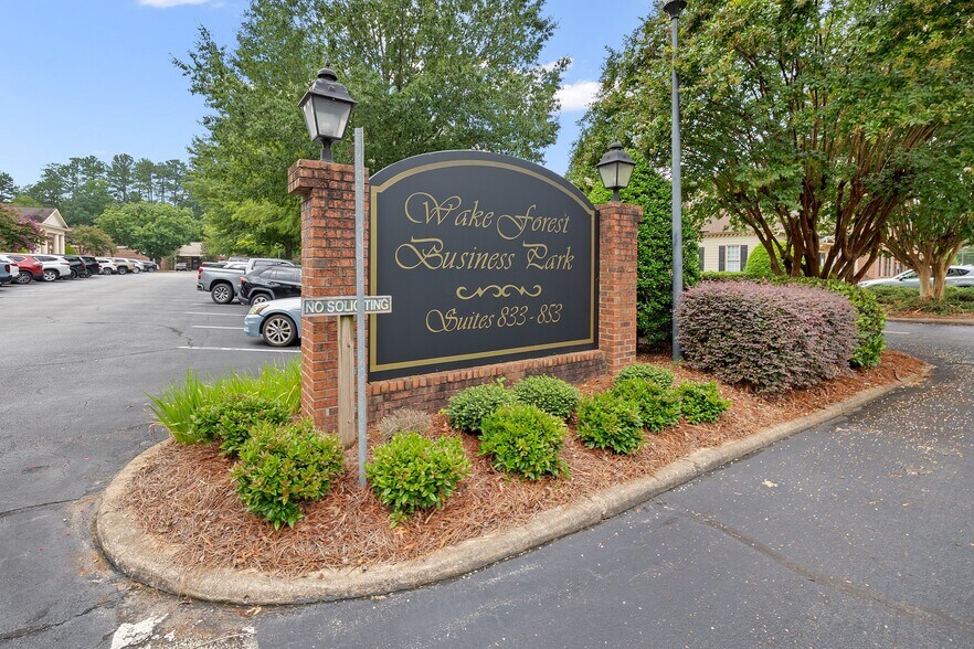 More Photos Of 833 Durham Rd, Wake Forest Medical For Lease