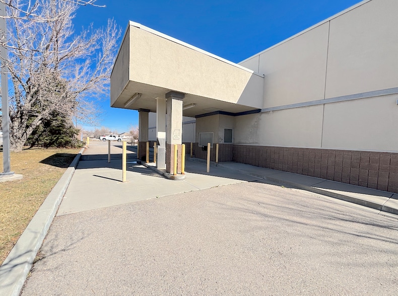 More Photos Of 1390 W 9000 S, West Jordan Freestanding For Lease