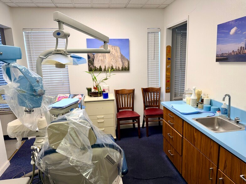 More Photos Of 146 Harder Rd, Hayward Medical For Sale