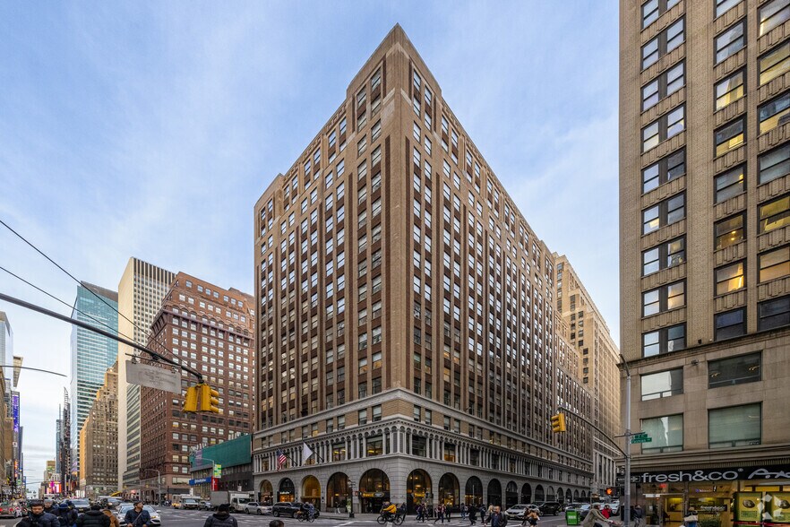 Primary Photo Of 501 Fashion Ave, New York Office For Lease