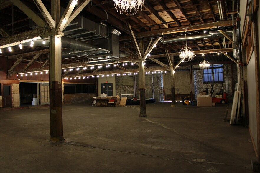 More Photos Of 500 Ouachita Ave, Hot Springs National Park Storefront Retail Office For Sale