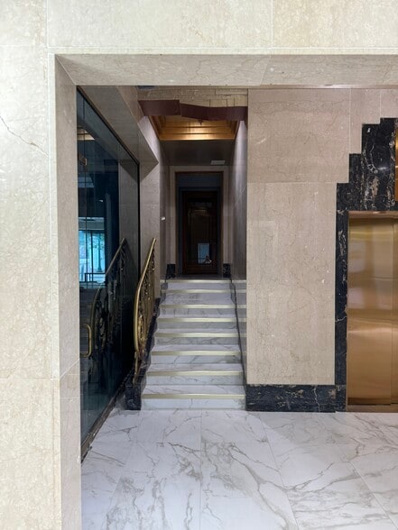 More Photos Of 120 N Congress St, Jackson Apartments For Lease