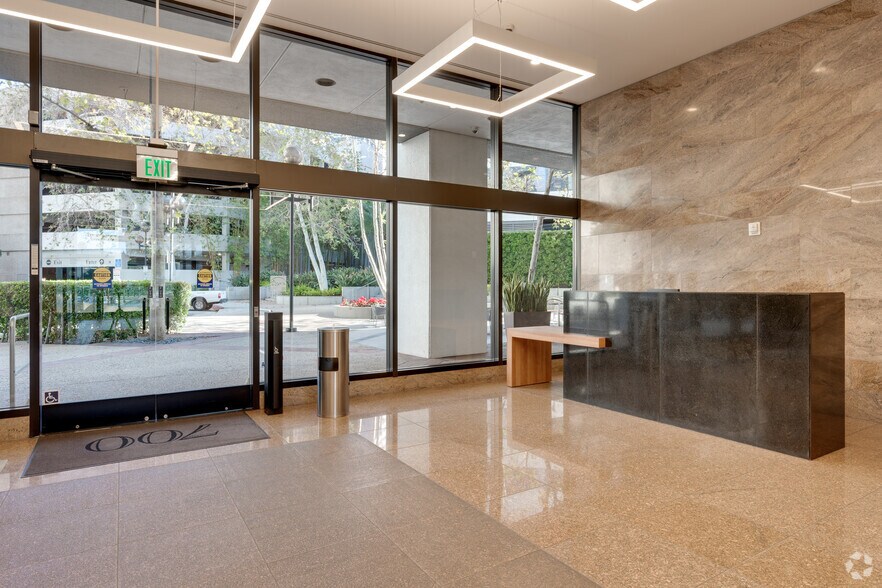 More Photos Of 700 N Central Ave, Glendale Office For Lease