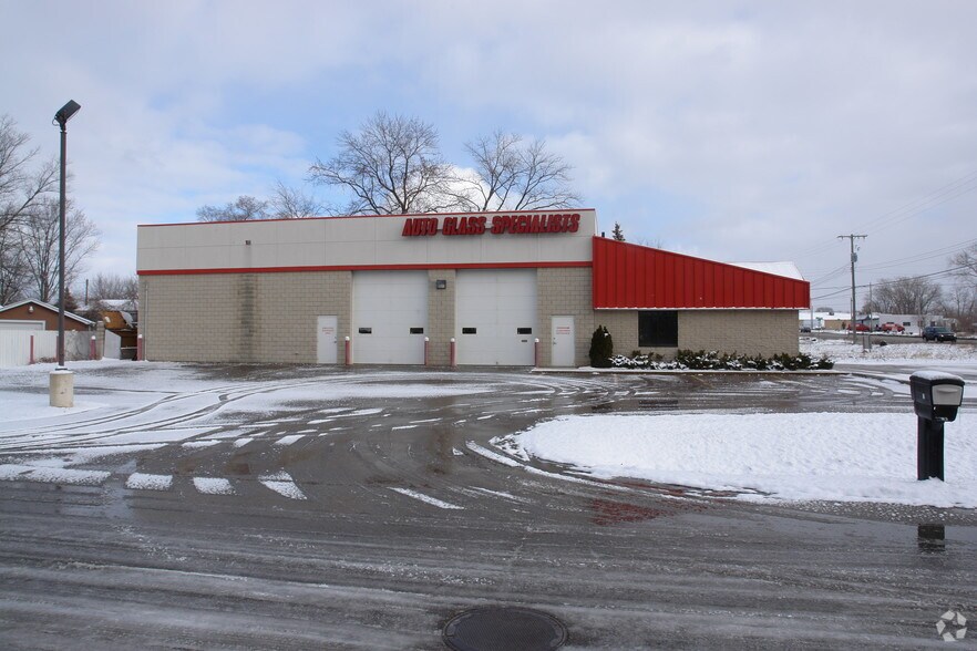 More Photos Of 4112 Corunna Rd, Flint Auto Repair For Lease