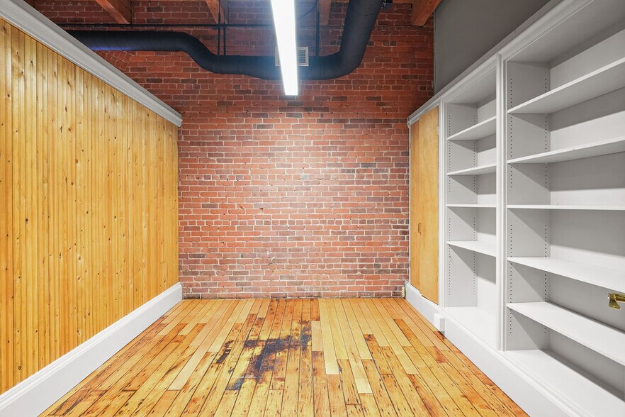 More Photos Of 55 Pine St, Providence Office Residential For Sale