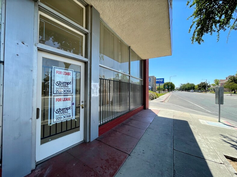 More Photos Of 3032-3044 Tulare St, Fresno Medical For Lease