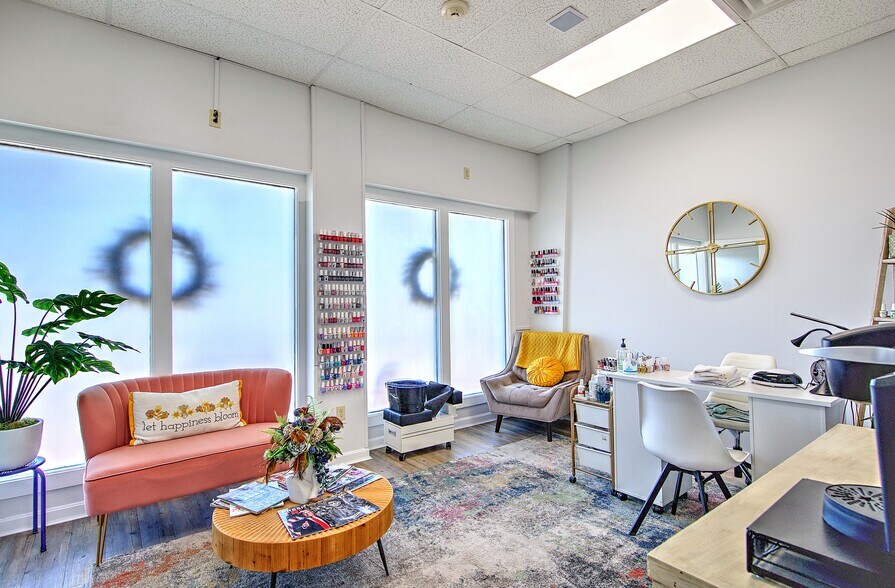 More Photos Of 628 Metacom Ave, Warren Storefront For Sale