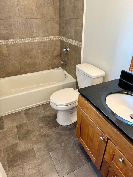 More Photos Of 2415 San Pablo Ave, Oakland Apartments For Sale