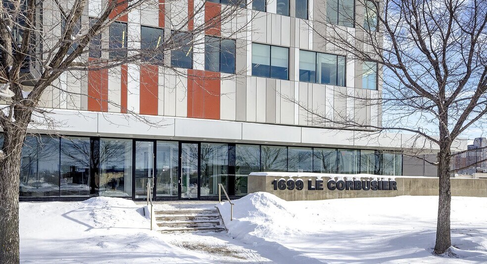 More Photos Of 1699 Boul Le Corbusier, Laval Office For Lease