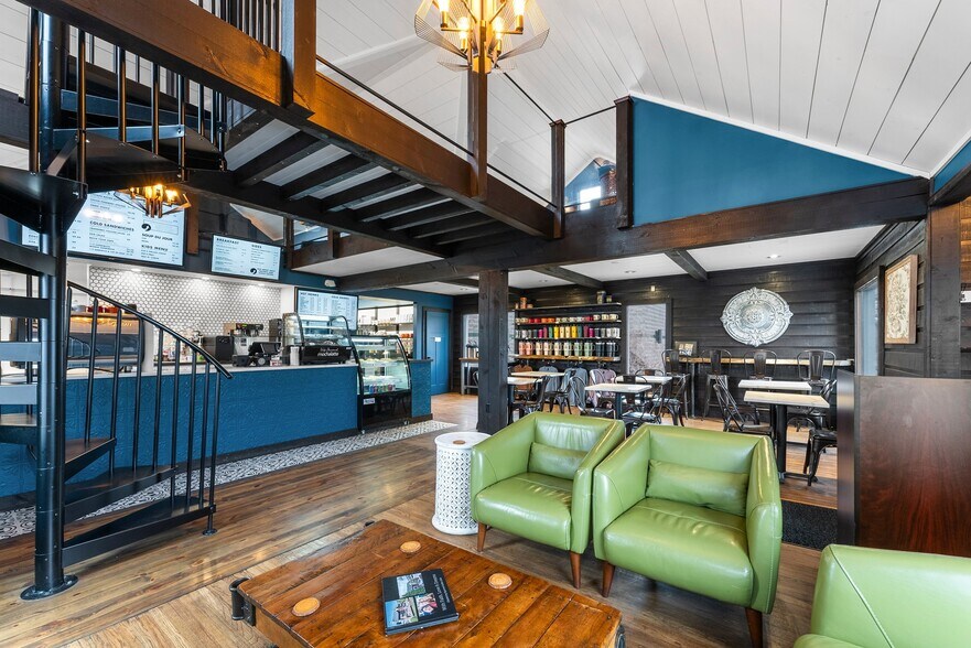 More Photos Of 24217 State Hwy 35, Siren Freestanding For Sale