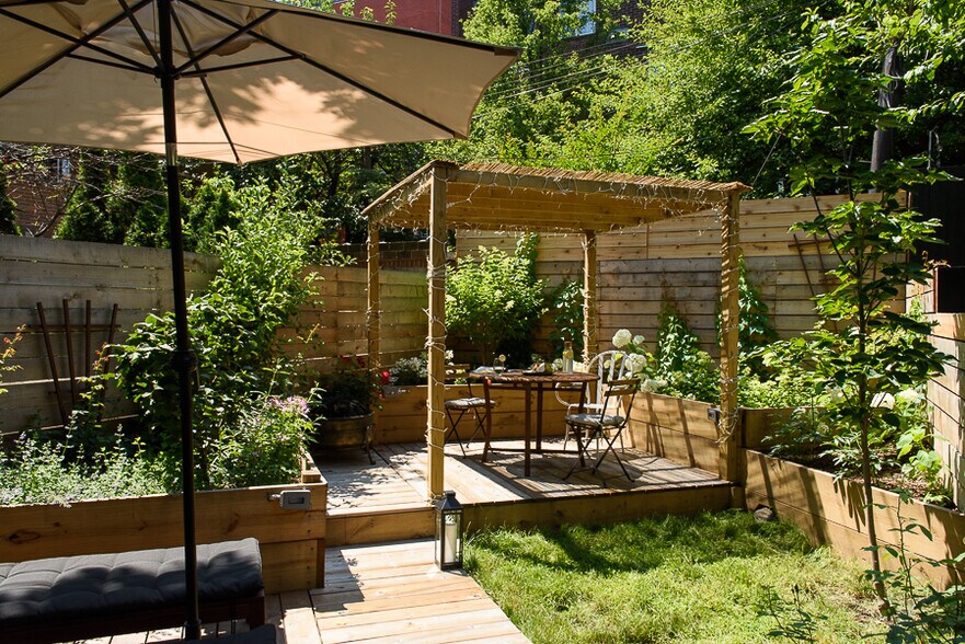 More Photos Of 165 Wyckoff St, Brooklyn Hospitality For Sale