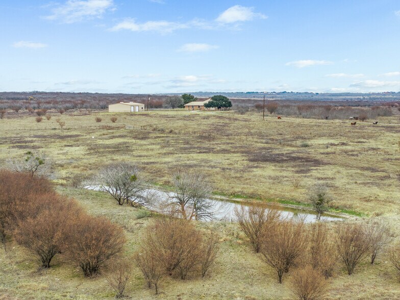 More Photos Of 2884 Political Rd, Lockhart Land For Sale