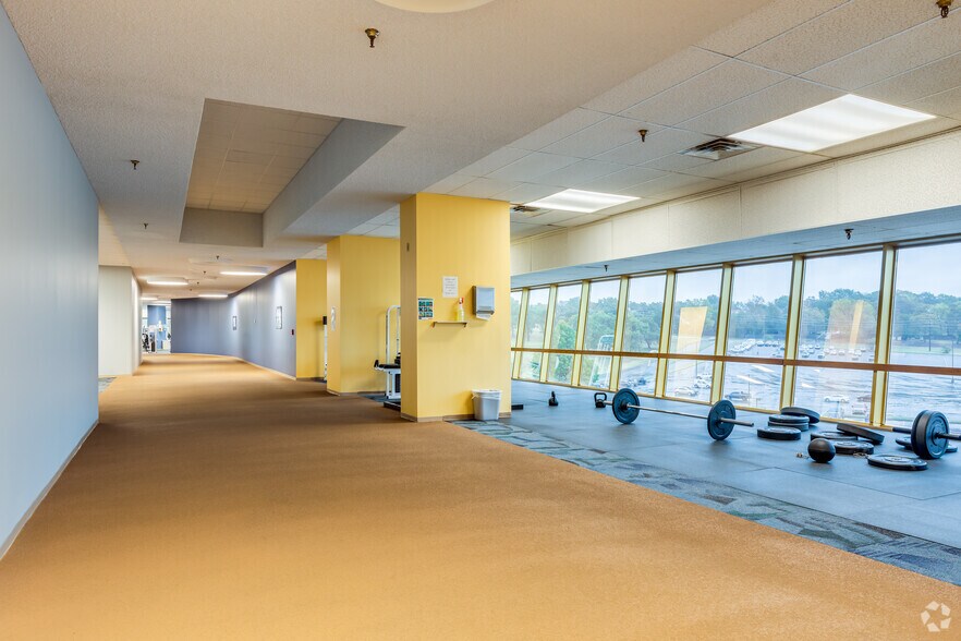 More Photos Of 2408-2488 E 81st St, Tulsa Medical For Lease