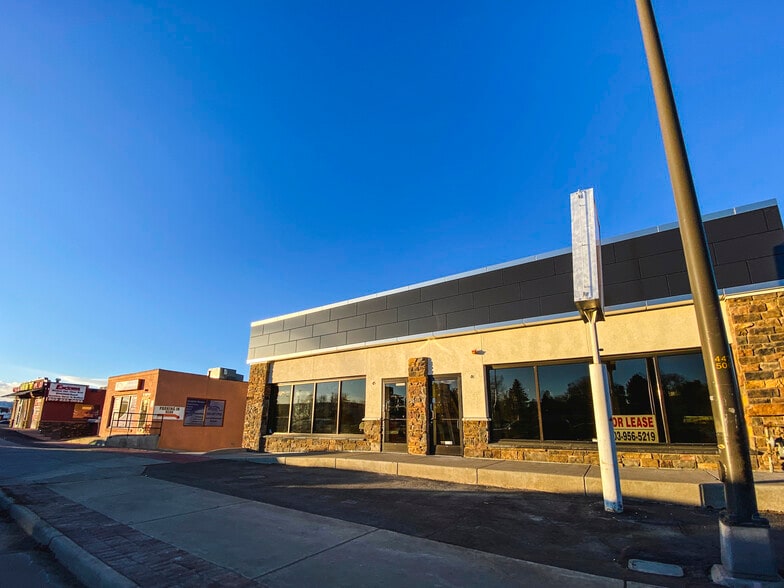 More Photos Of 9885 W Colfax Ave, Lakewood Freestanding For Lease