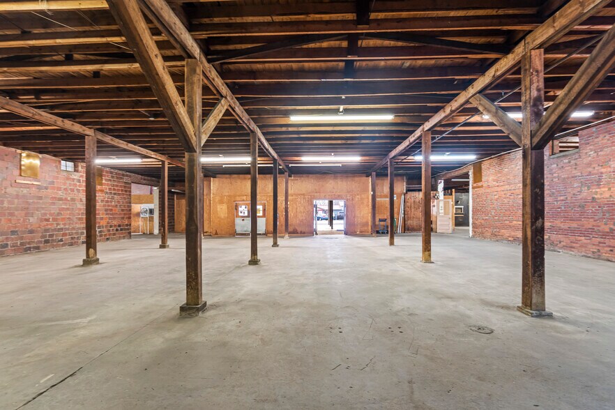 More Photos Of 1906 N Main St, Kannapolis Industrial For Sale