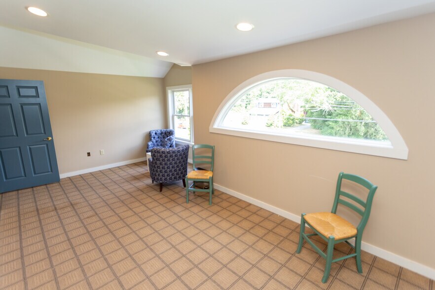 More Photos Of 1587 Boston Post Rd, Westbrook Unknown For Lease