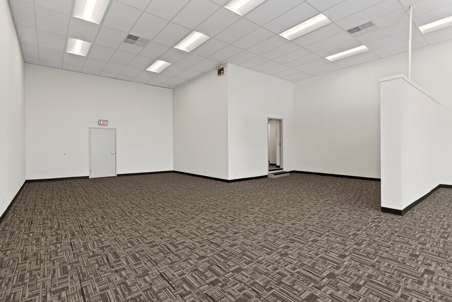 More Photos Of 2300 Gettysburg Rd, Camp Hill Medical For Lease