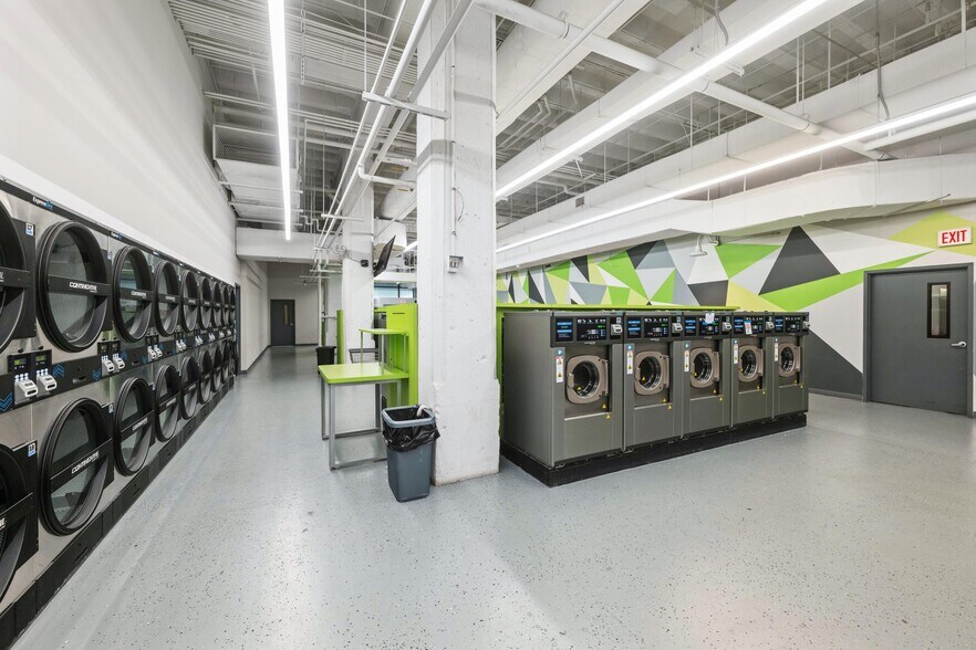 More Photos Of 100 S Ashland Ave, Chicago Apartments For Lease