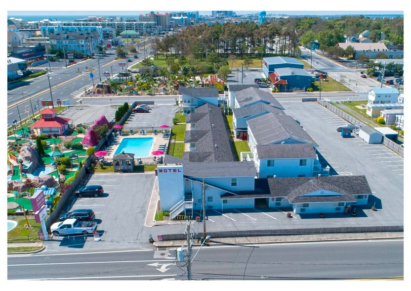 More Photos Of 37558 Lighthouse Rd, Fenwick Island Hotel For Sale