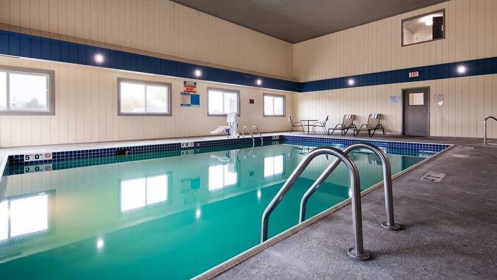 More Photos Of 360 Eastgate Dr, Danville Hotel For Sale