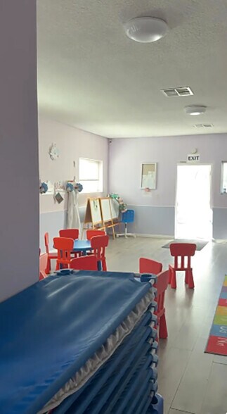 More Photos Of 6543 Lankershim Blvd, North Hollywood Schools For Sale