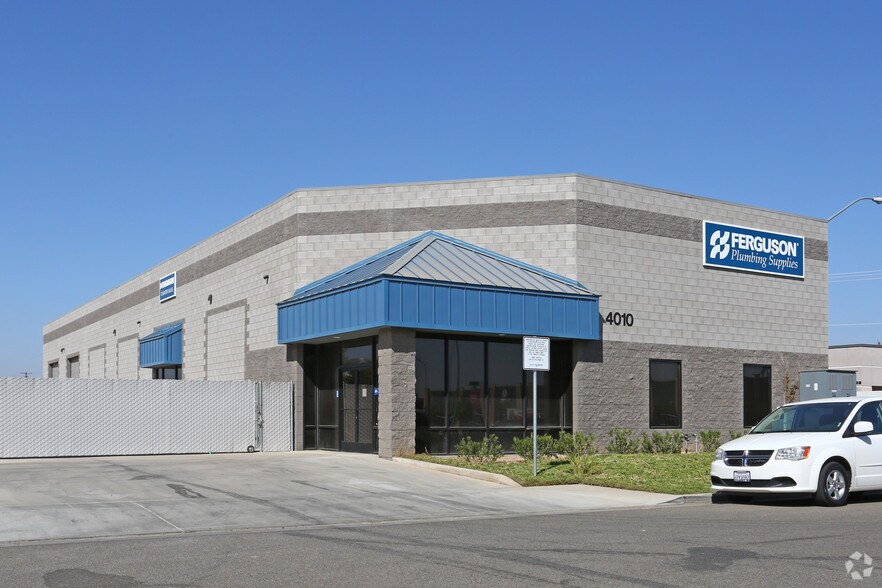 4010 W Ashcroft Ave, Fresno, CA 93722 Industrial For Lease