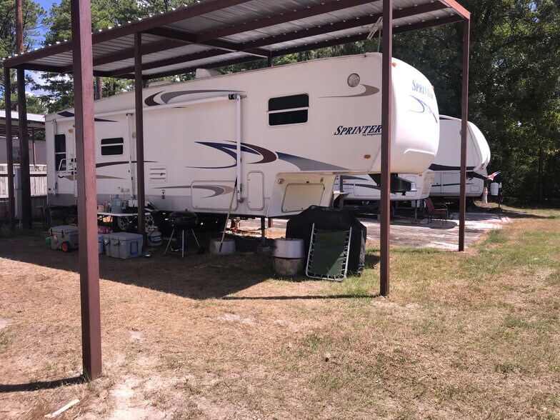 More Photos Of 18698 FM 1751, Bronson Freestanding For Sale