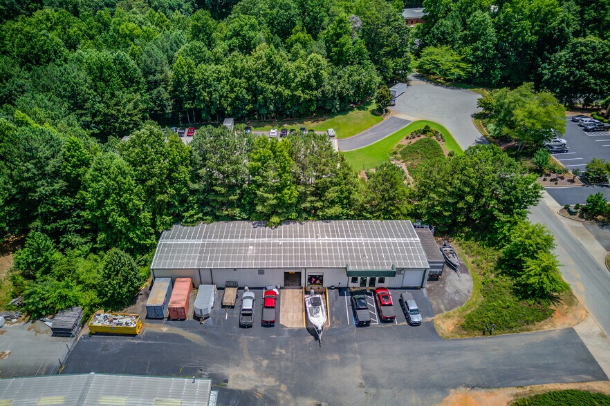 More Photos Of 3620 North Pky, Cumming Light Distribution For Lease