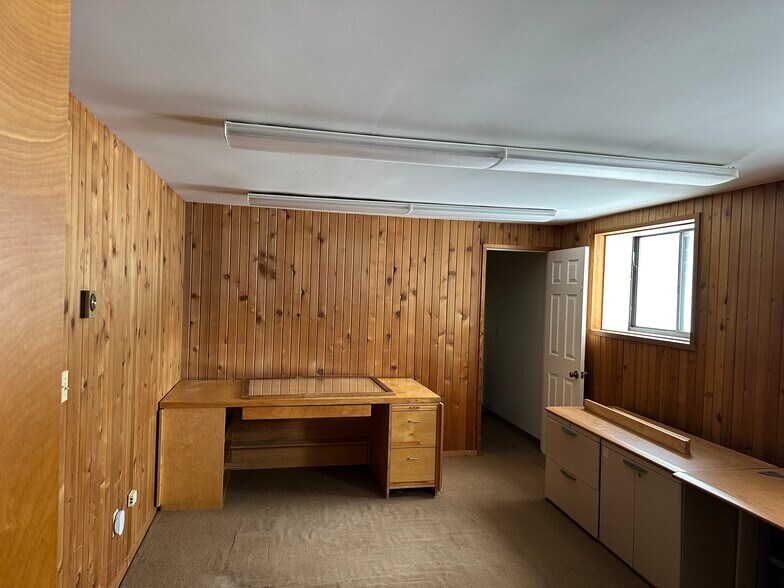 More Photos Of 175 North St, Goshen Office For Lease