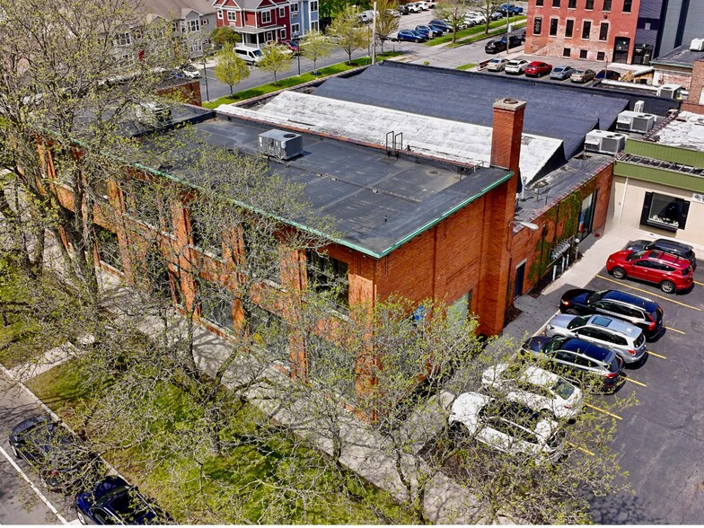 More Photos Of 840 University Ave, Rochester Office For Lease
