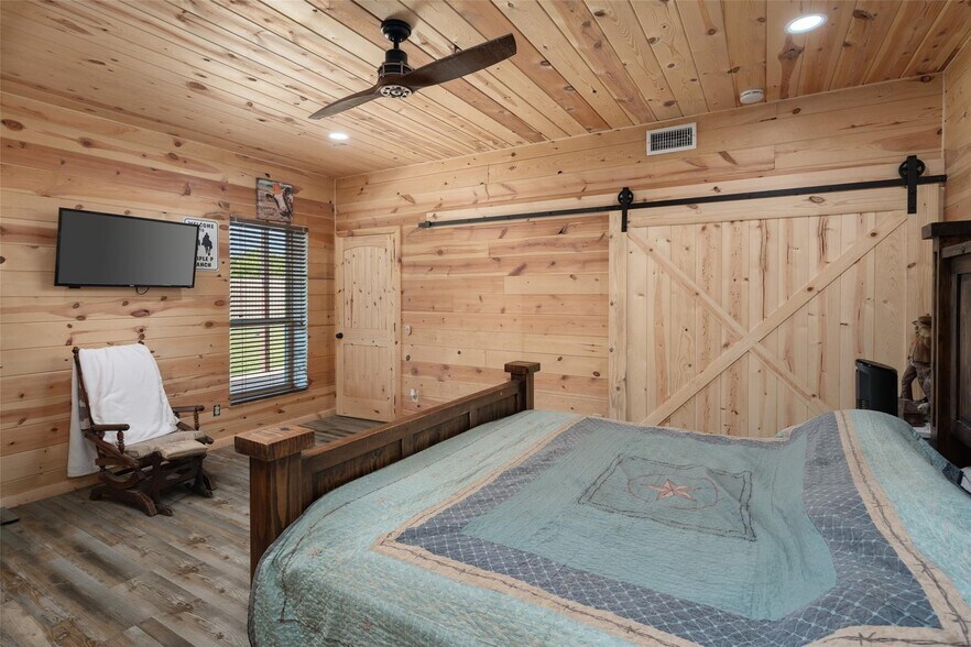 More Photos Of 1050 County Road 5025, Leonard Lodge Meeting Hall For Sale