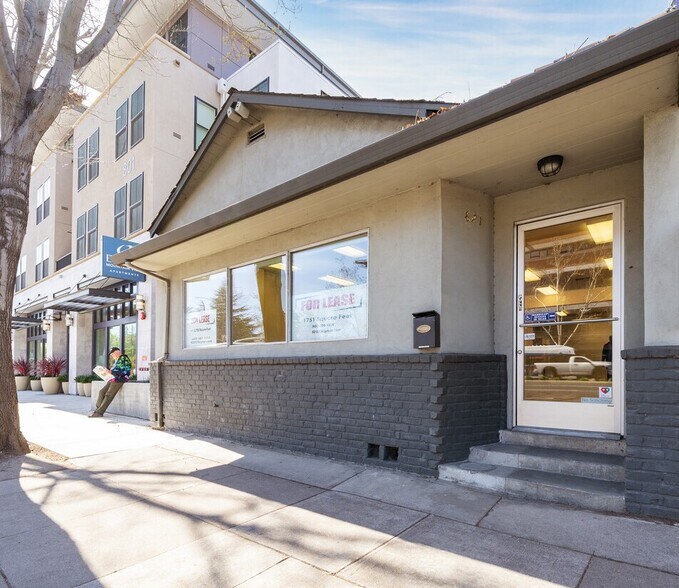 Primary Photo Of 821 W El Camino Real, Mountain View Flex For Lease