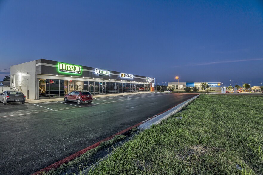 Primary Photo Of 104 N Peachtree Rd, Mesquite Storefront For Sale