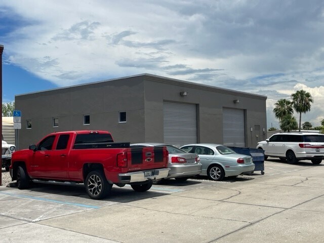 More Photos Of 145 Ronning Way, Longwood Warehouse For Sale