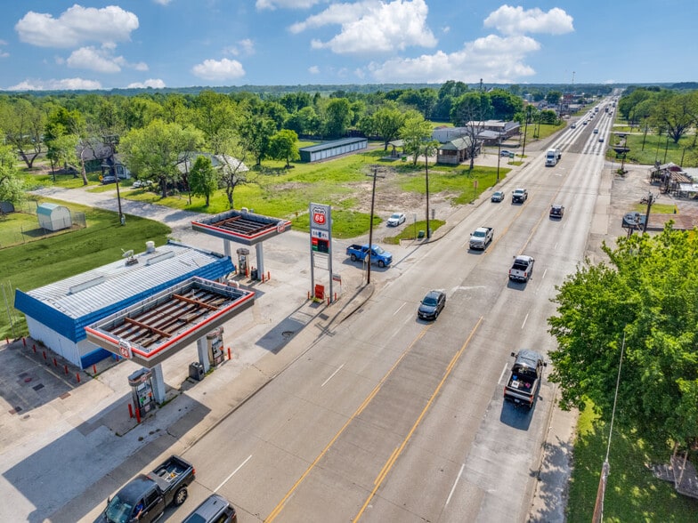 More Photos Of 411 NW 2nd St, Kerens Convenience Store For Sale