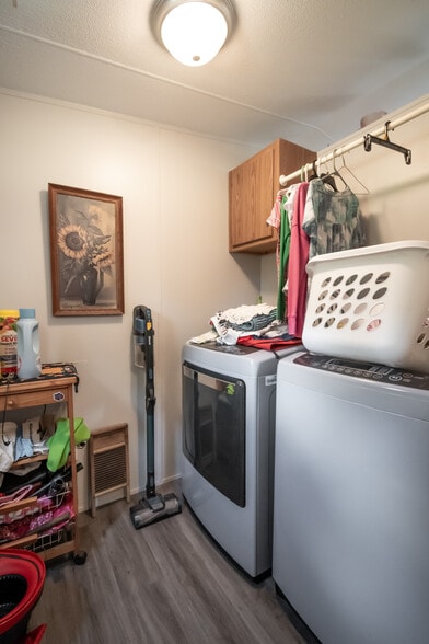 More Photos Of 3655 Neese Commerce Rd, Hull Multifamily For Sale