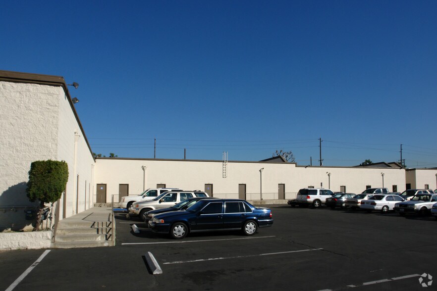 More Photos Of 867-921 E Cypress St, Covina Unknown For Lease