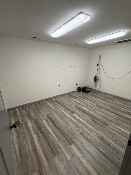 More Photos Of 3499 E River St, Anderson Convenience Store For Sale