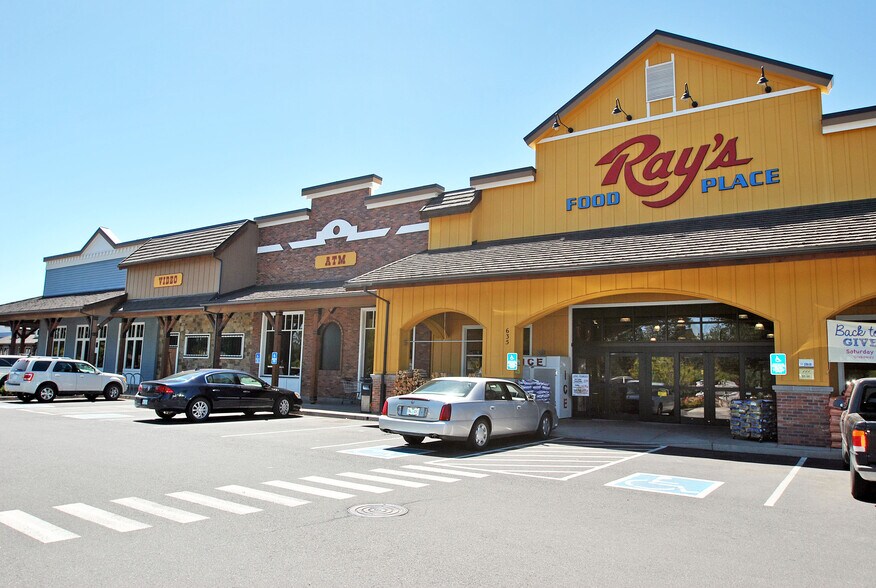 More Photos Of 665 Arrowleaf, Sisters General Retail For Lease