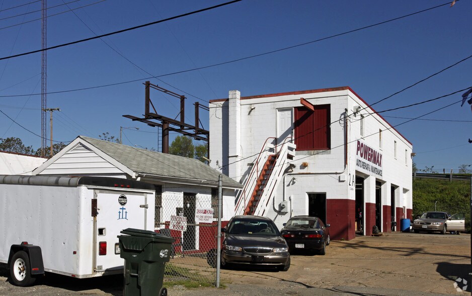 More Photos Of 2 E Belt Blvd, Richmond Auto Repair For Lease