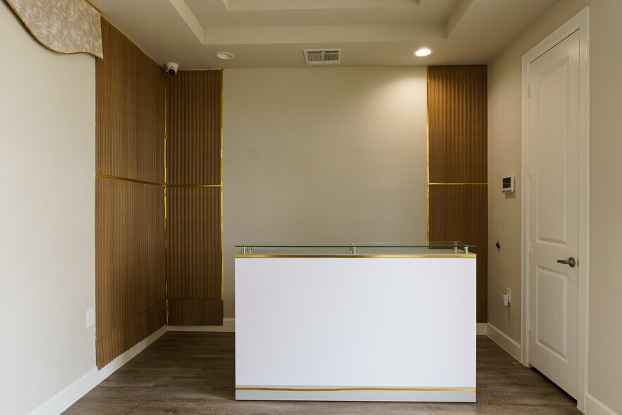 More Photos Of 25145 Star Lane, Katy Medical For Sale