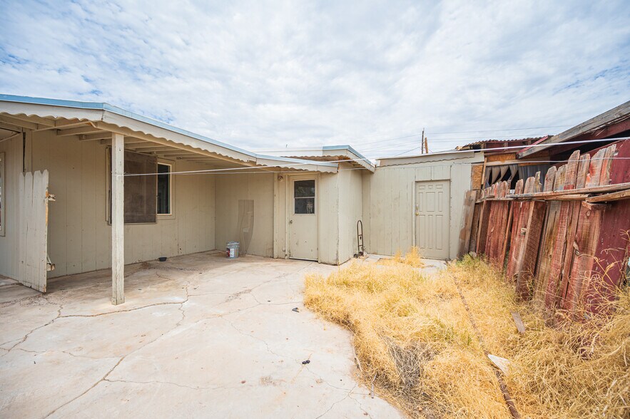 More Photos Of 5900 Cassedy Ln, Las Vegas Apartments For Sale