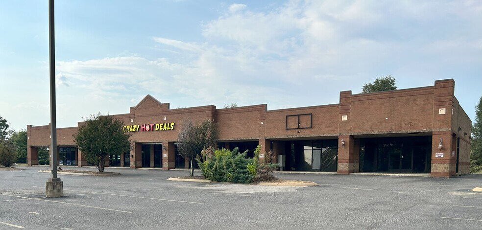 More Photos Of 2906 Goodman Rd W, Horn Lake Unknown For Lease